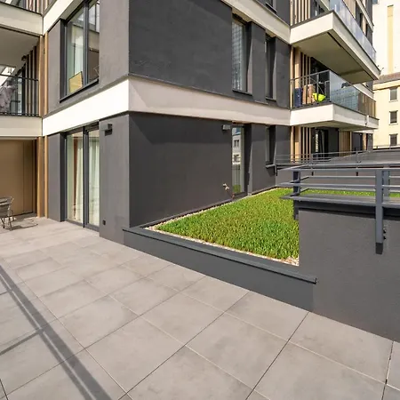 Unique Tower Business View By Bookinghost * Warszawa