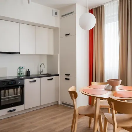 Unique Tower Business View By Bookinghost Appartement