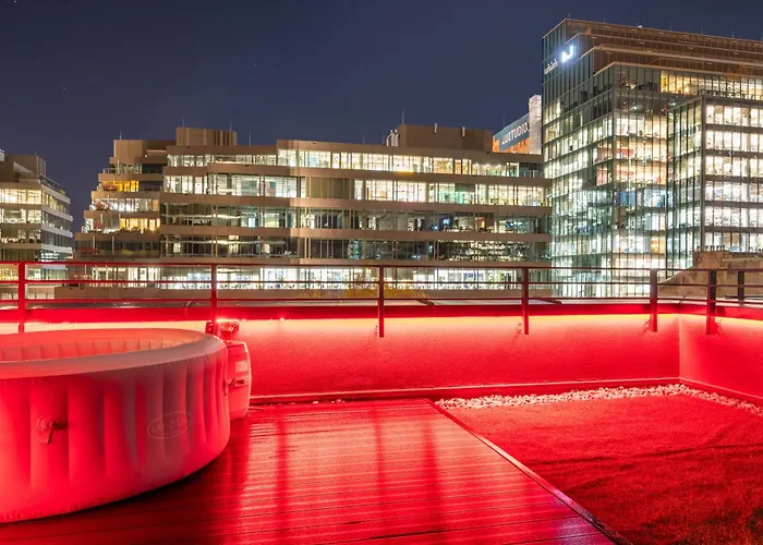 Unique Tower Business View By Bookinghost Warschau